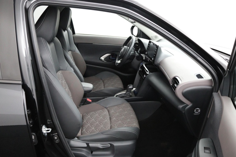 Toyota Yaris Cross - 1.5 Hybrid Adventure 22