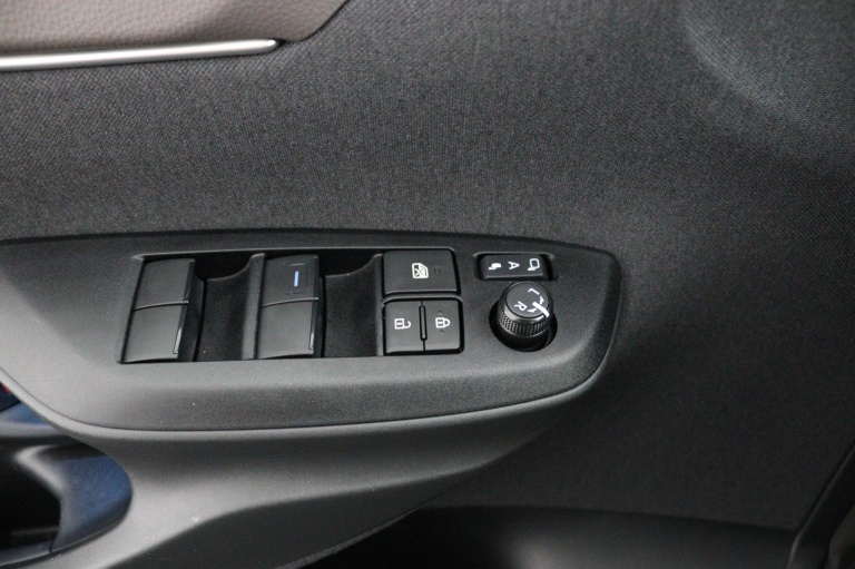 Toyota Yaris Cross - 1.5 Hybrid Adventure 29