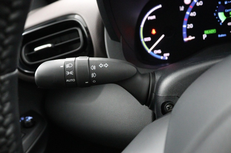 Toyota Yaris Cross - 1.5 Hybrid Adventure 31
