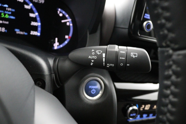 Toyota Yaris Cross - 1.5 Hybrid Adventure 32