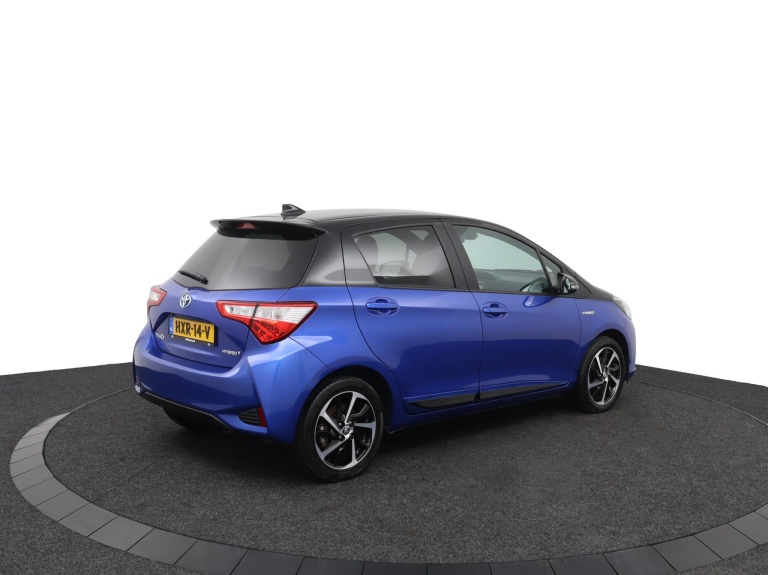 Toyota Yaris - 1.5 Hybrid Bi-Tone 2