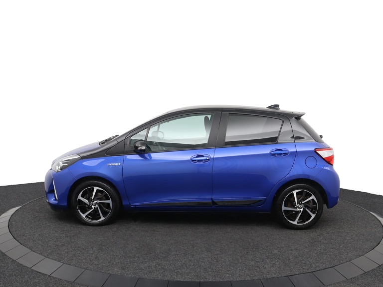 Toyota Yaris - 1.5 Hybrid Bi-Tone 3