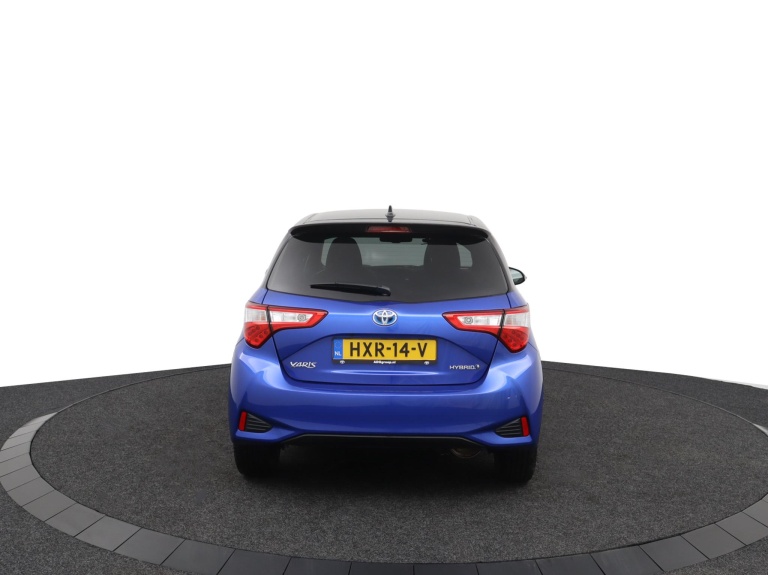 Toyota Yaris - 1.5 Hybrid Bi-Tone 49