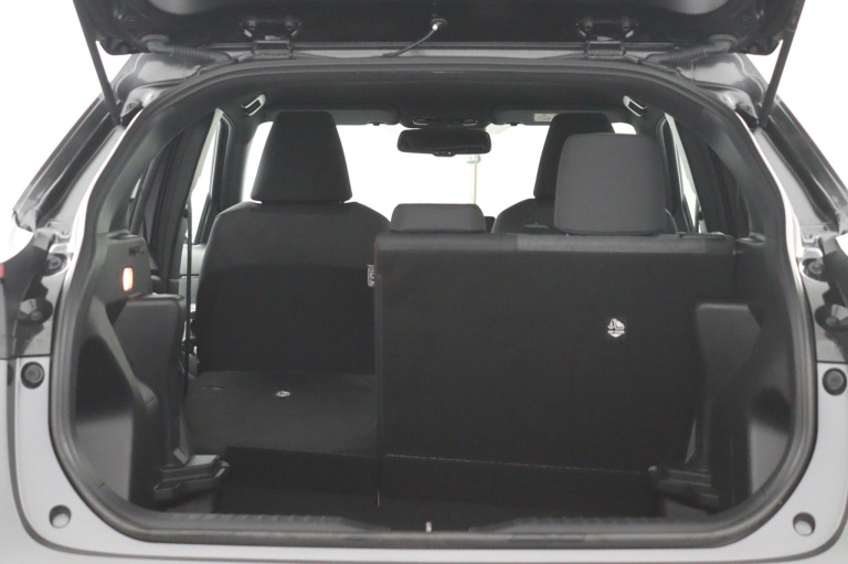 Toyota Yaris Cross - 1.5 Hybrid Dynamic 36