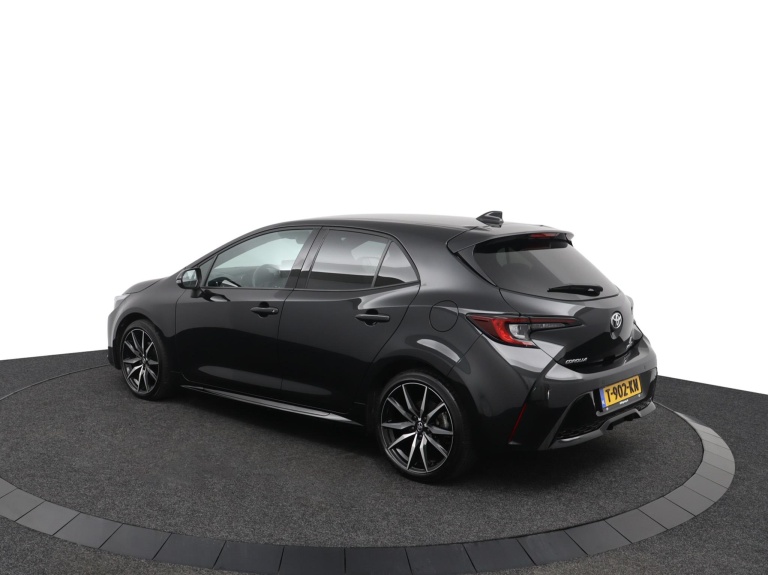 Toyota Corolla - Hybrid 140 GR Sport 12