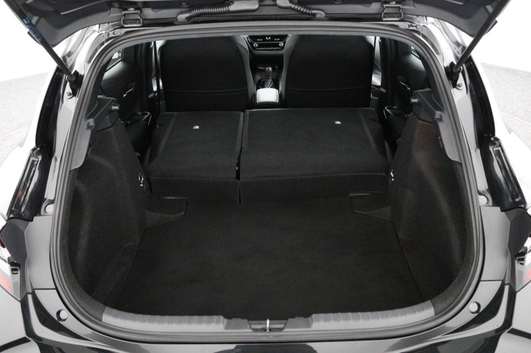 Toyota Corolla - Hybrid 140 GR Sport 26