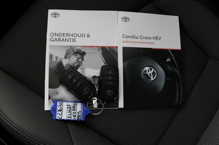 Toyota Corolla Cross - Hybrid 200 Style 11