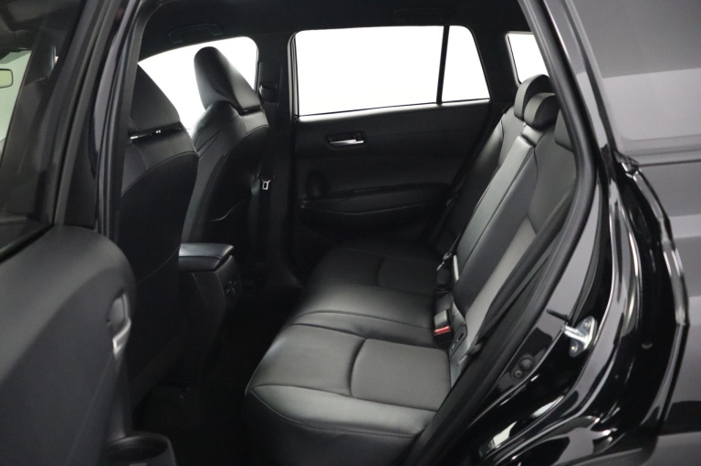 Toyota Corolla Cross - Hybrid 200 Style 18