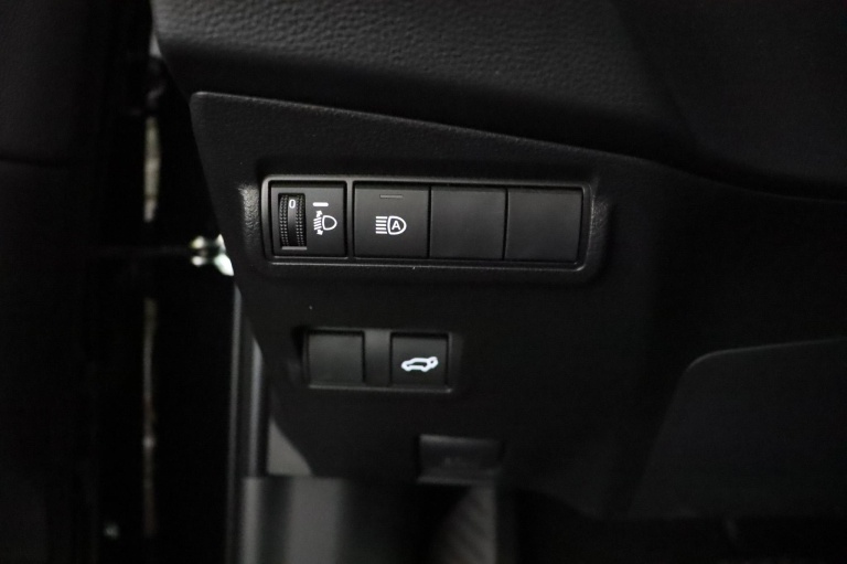 Toyota Corolla Cross - Hybrid 200 Style 30