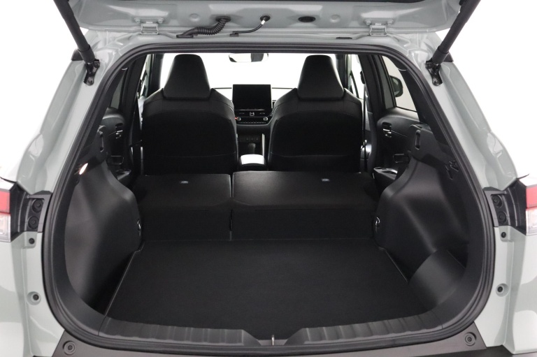 Toyota Corolla Cross - Hybrid 200 Style 31