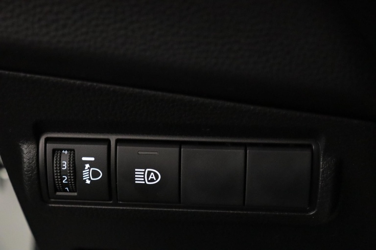 Toyota Corolla Cross - Hybrid 200 Style 35