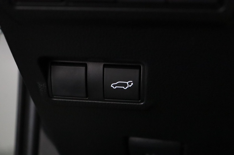 Toyota Corolla Cross - Hybrid 200 Style 38