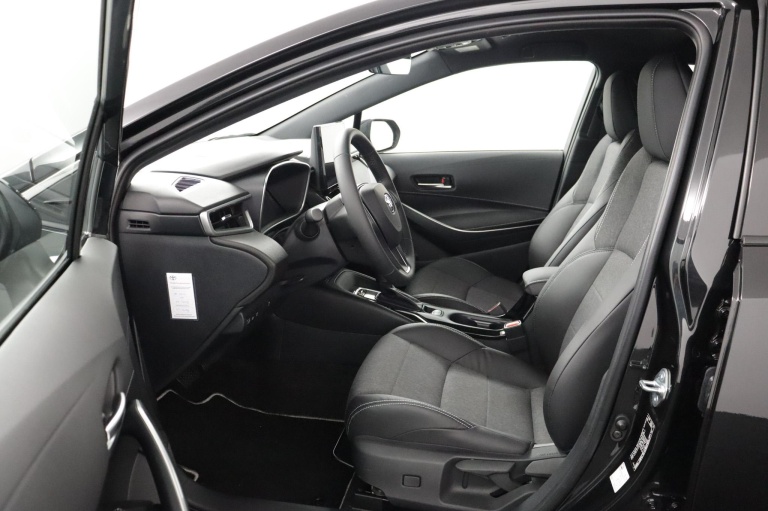 Toyota Corolla Touring Sports - Hybrid 140 Dynamic 17