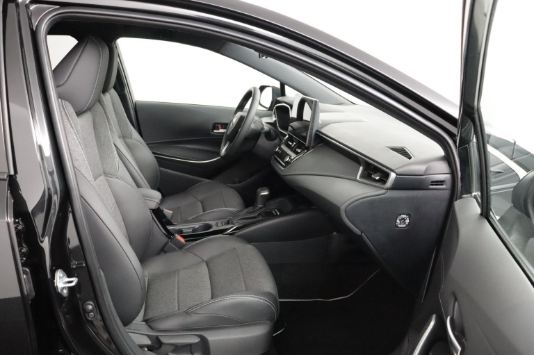 Toyota Corolla Touring Sports - Hybrid 140 Dynamic 21