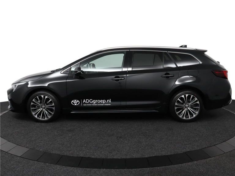 Toyota Corolla Touring Sports - Hybrid 140 Dynamic 3