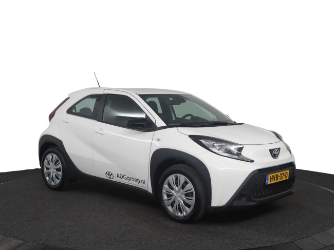 Toyota Aygo X - 1.0 VVT-i MT Play