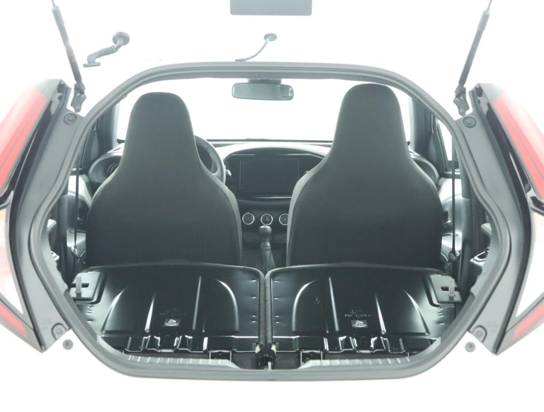 Toyota Aygo X - 1.0 VVT-i MT Play 27