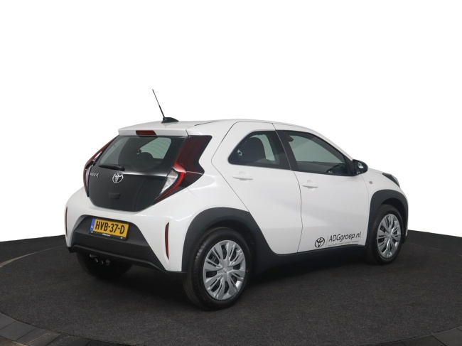 Toyota Aygo X - 1.0 VVT-i MT Play