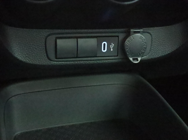 Toyota Aygo X - 1.0 VVT-i MT Play