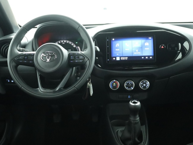 Toyota Aygo X - 1.0 VVT-i MT Play