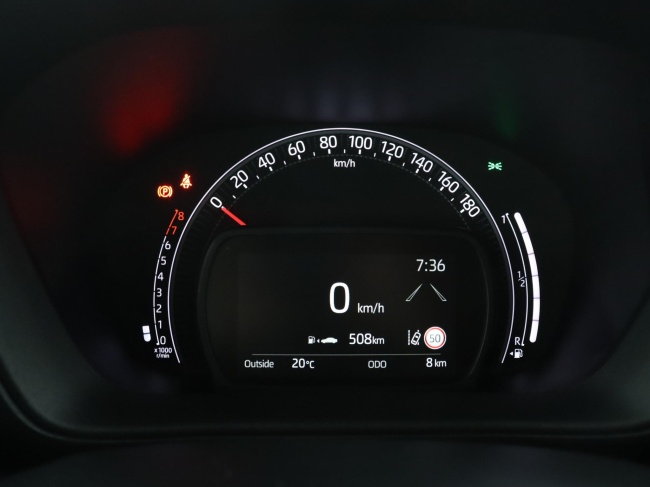 Toyota Aygo X - 1.0 VVT-i MT Play