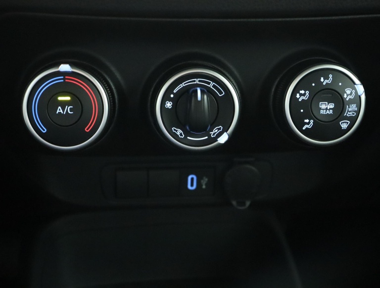 Toyota Aygo X - 1.0 VVT-i MT Play 7