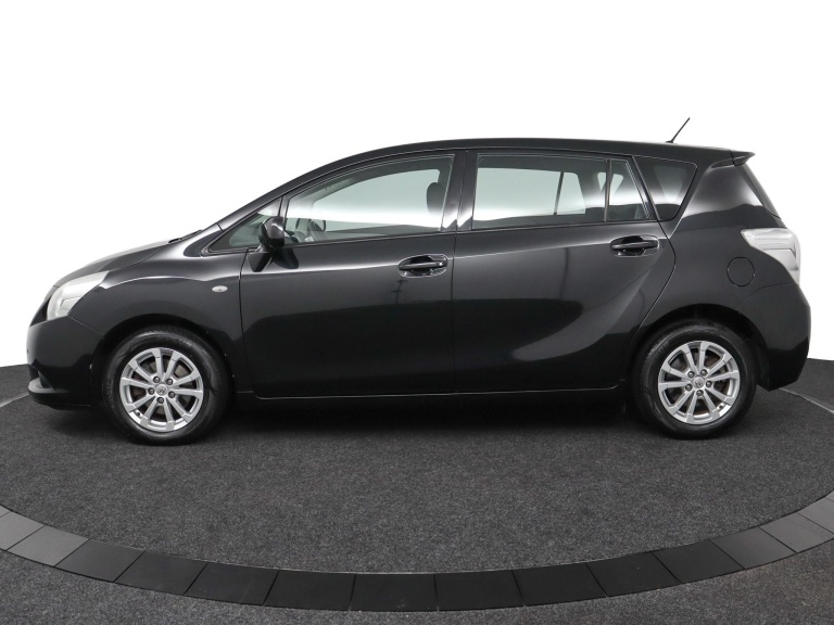Toyota Verso - 1.8 VVT-i Business 3
