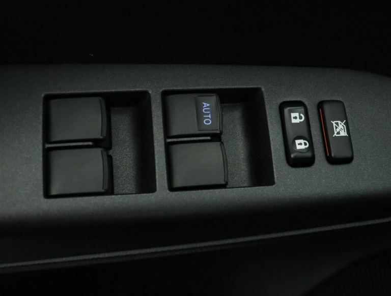 Toyota RAV4 - 2.5 Hybrid AWD Black Edition 28