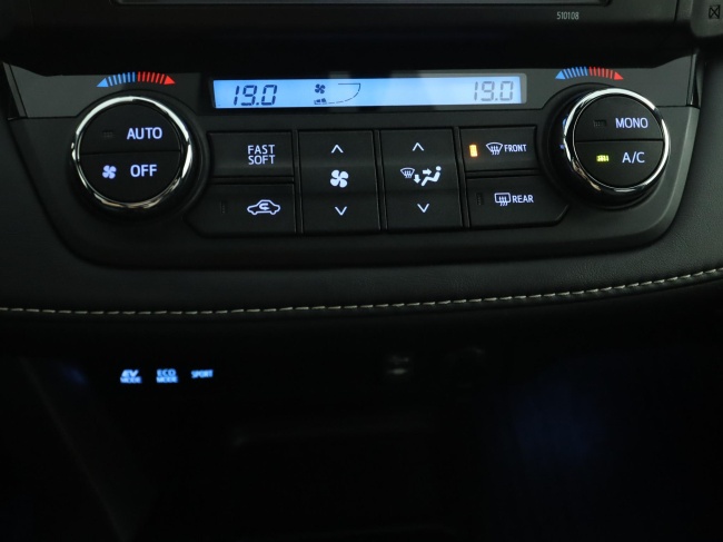 Toyota RAV4 - 2.5 Hybrid AWD Black Edition