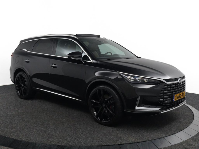 BYD TANG - AWD Executive 86 kWh 6