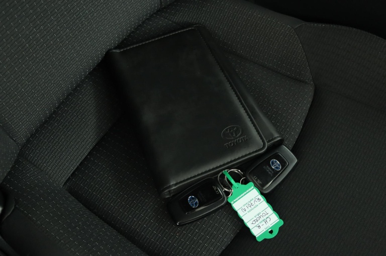 Toyota C-HR - 1.8 Hybrid Dynamic 11