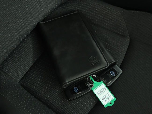 Toyota C-HR - 1.8 Hybrid Dynamic