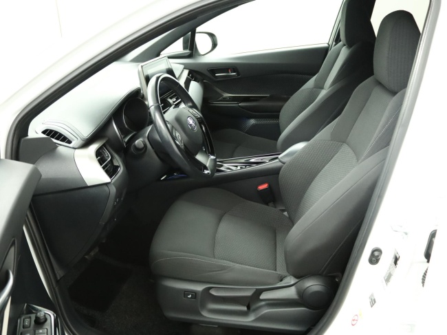 Toyota C-HR - 1.8 Hybrid Dynamic