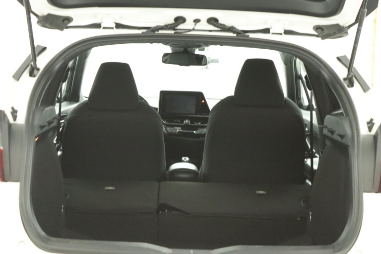 Toyota C-HR - 1.8 Hybrid Dynamic 26