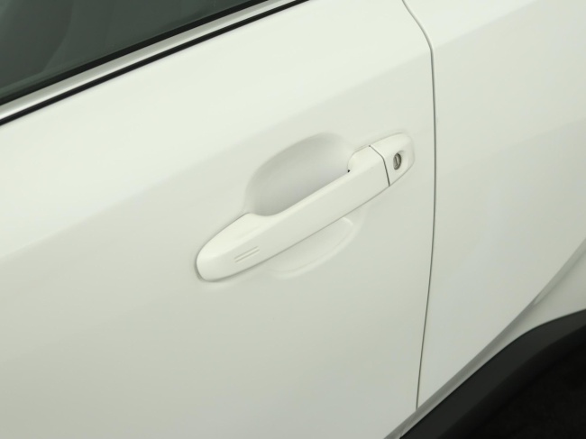 Toyota C-HR - 1.8 Hybrid Dynamic