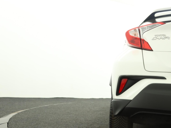 Toyota C-HR - 1.8 Hybrid Dynamic
