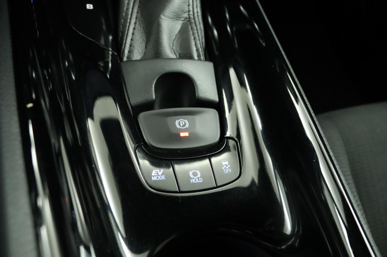 Toyota C-HR - 1.8 Hybrid Dynamic 53