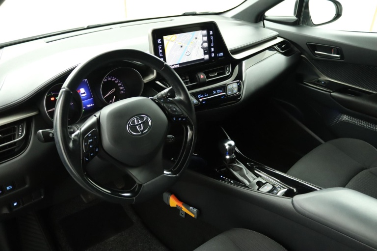 Toyota C-HR - 1.8 Hybrid Dynamic 57