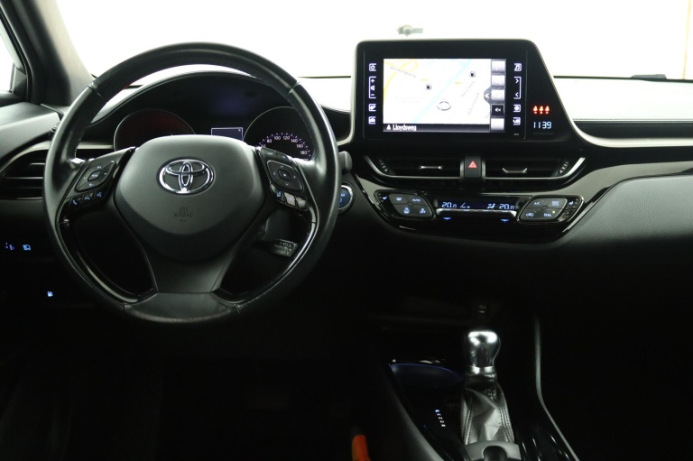 Toyota C-HR - 1.8 Hybrid Dynamic 58