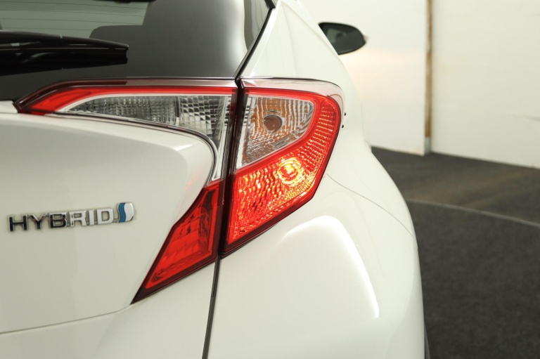 Toyota C-HR - 1.8 Hybrid Dynamic 59