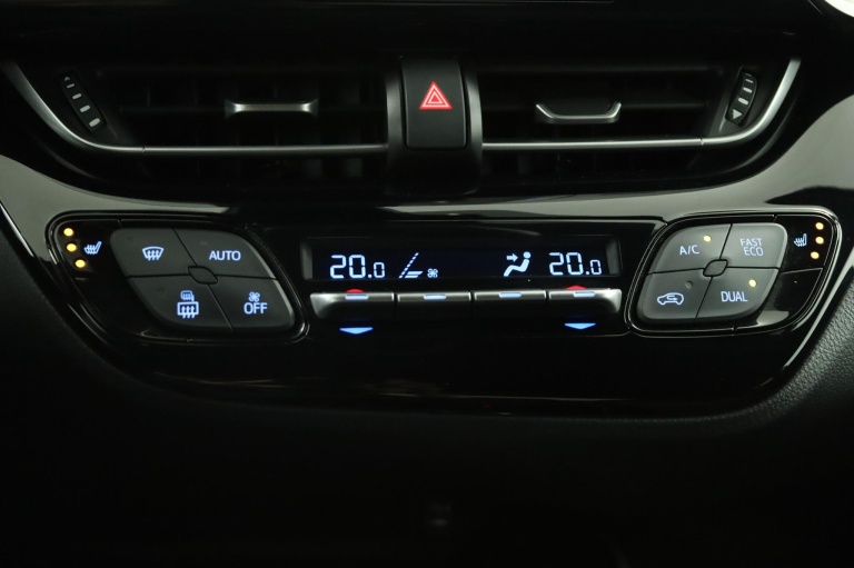 Toyota C-HR - 1.8 Hybrid Dynamic 7
