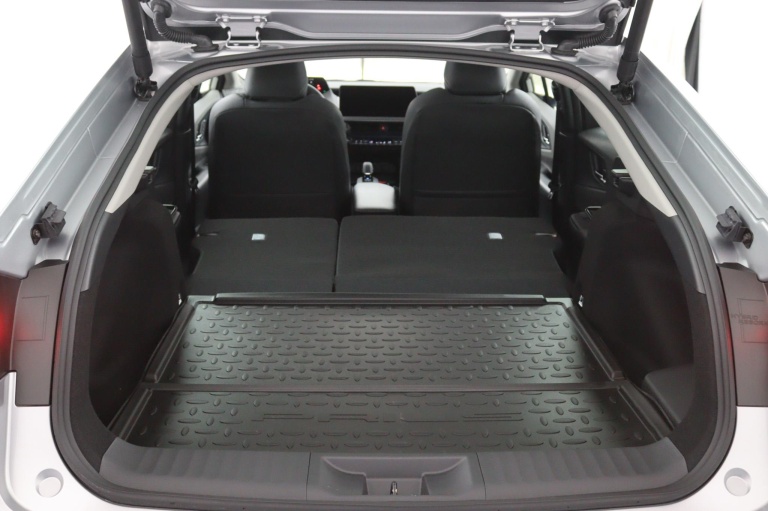 Toyota Prius - 2.0 Plug-in Hybrid 220 Executive Premium Pack 2025 21