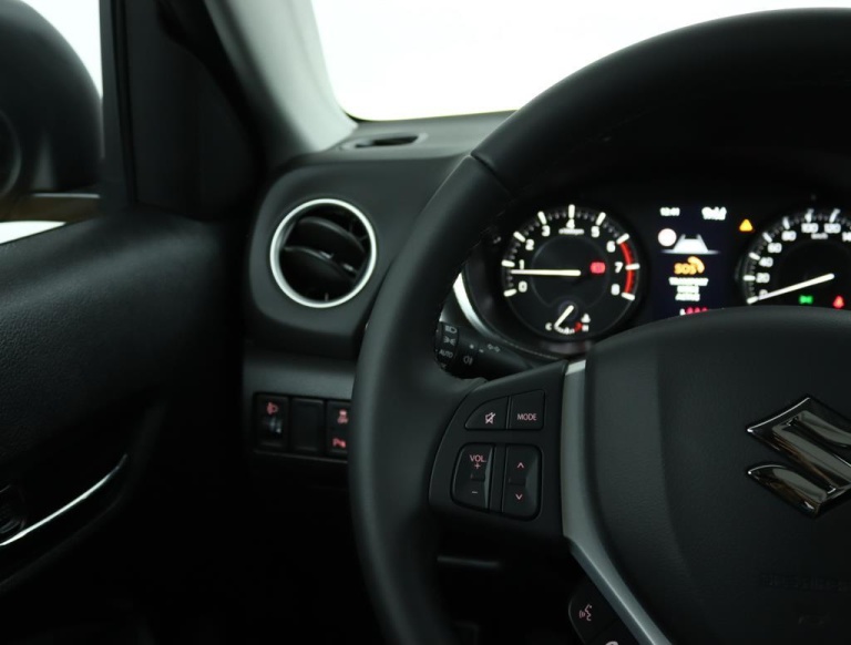 Suzuki Vitara - 1.4 Boosterjet Style Smart Hybrid 19