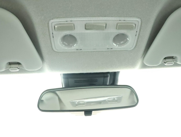 Toyota Yaris - 1.0 VVT-i Connect 32