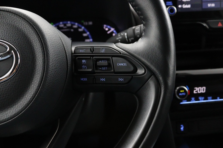 Toyota Yaris Cross - 1.5 Hybrid Executive 18