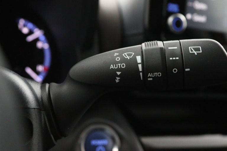 Toyota Yaris Cross - 1.5 Hybrid Executive 23