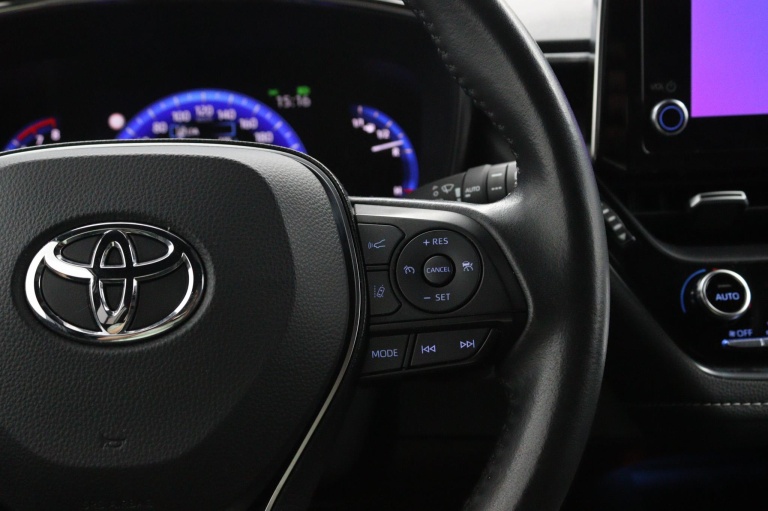 Toyota Corolla Touring Sports - 2.0 Hybrid Dynamic 26