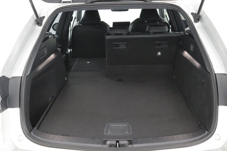 Toyota Corolla Touring Sports - 2.0 Hybrid Dynamic 29