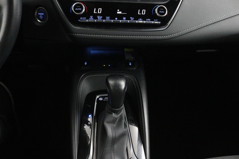 Toyota Corolla Touring Sports - 2.0 Hybrid Dynamic 31