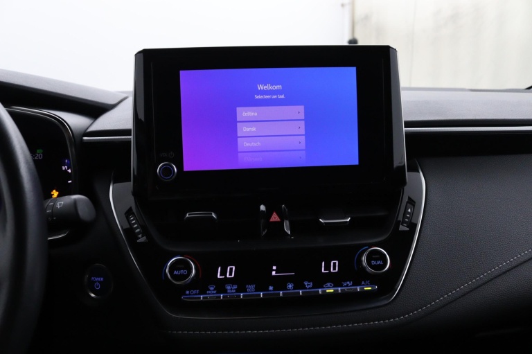 Toyota Corolla Touring Sports - 2.0 Hybrid Dynamic 46